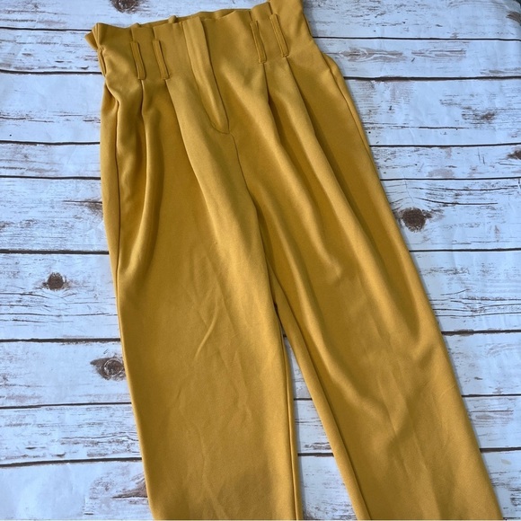 Haute‎ Monde Mustard Yellow Ankle Pants Size Medium - Picture 2 of 13